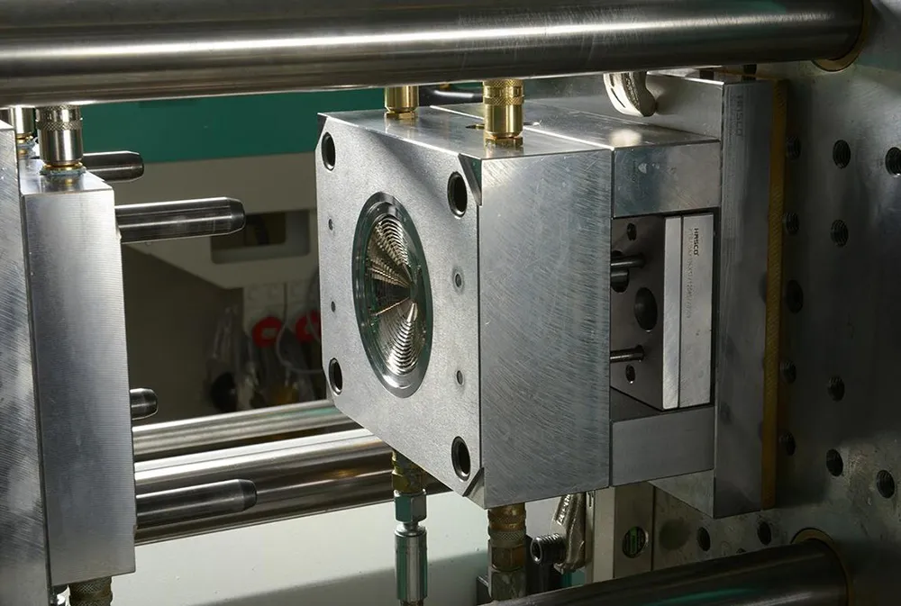 plastic-injection-molding